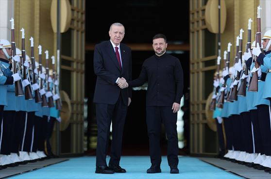 Delegaciones de Rusia y Ucrania negociarán este viernes en Estambul
